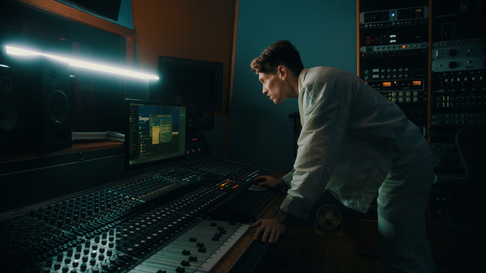 Online audio mastering That Makes Your Music Stand Out