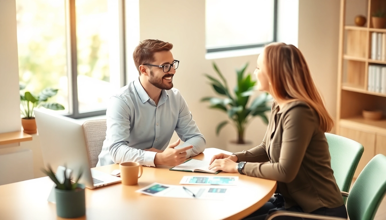 카드 현금화에 대한 상담을 받고 있는 전문가와 고객의 모습